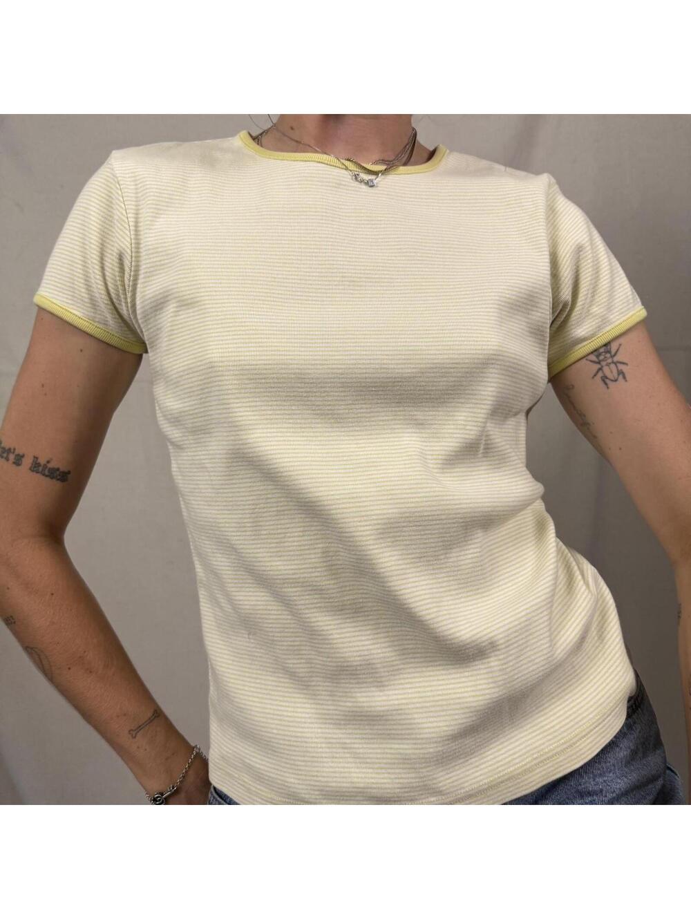 🍋 GAP Yellow Baby Tee (L, fitted)
